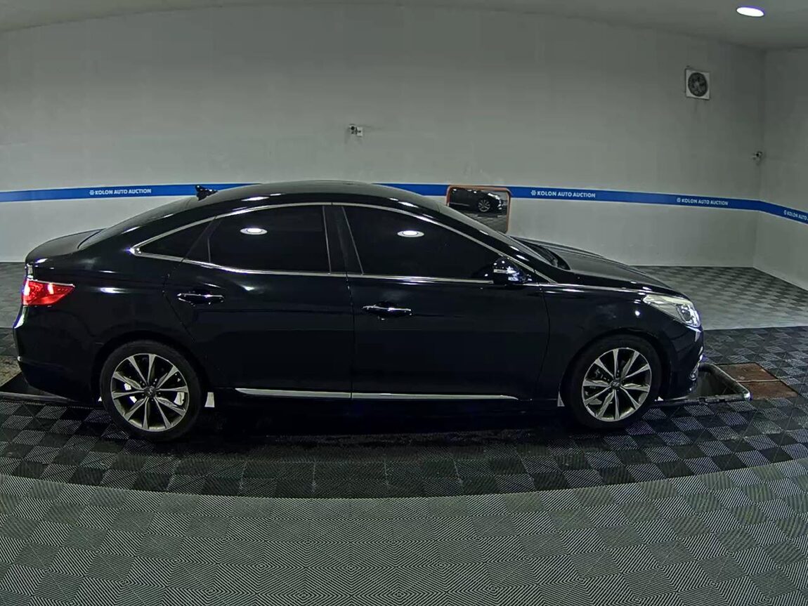HYUNDAI GRANDEUR HG HG 300 PREMIUM 2015 - zdjęcie 4