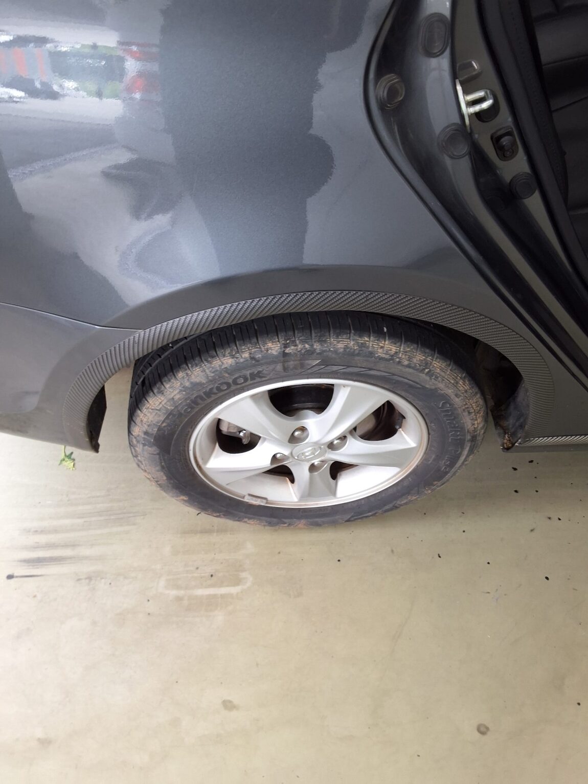 HYUNDAI NEW ACCENT 1.4 VVT PREMIER 2013 - zdjęcie 23