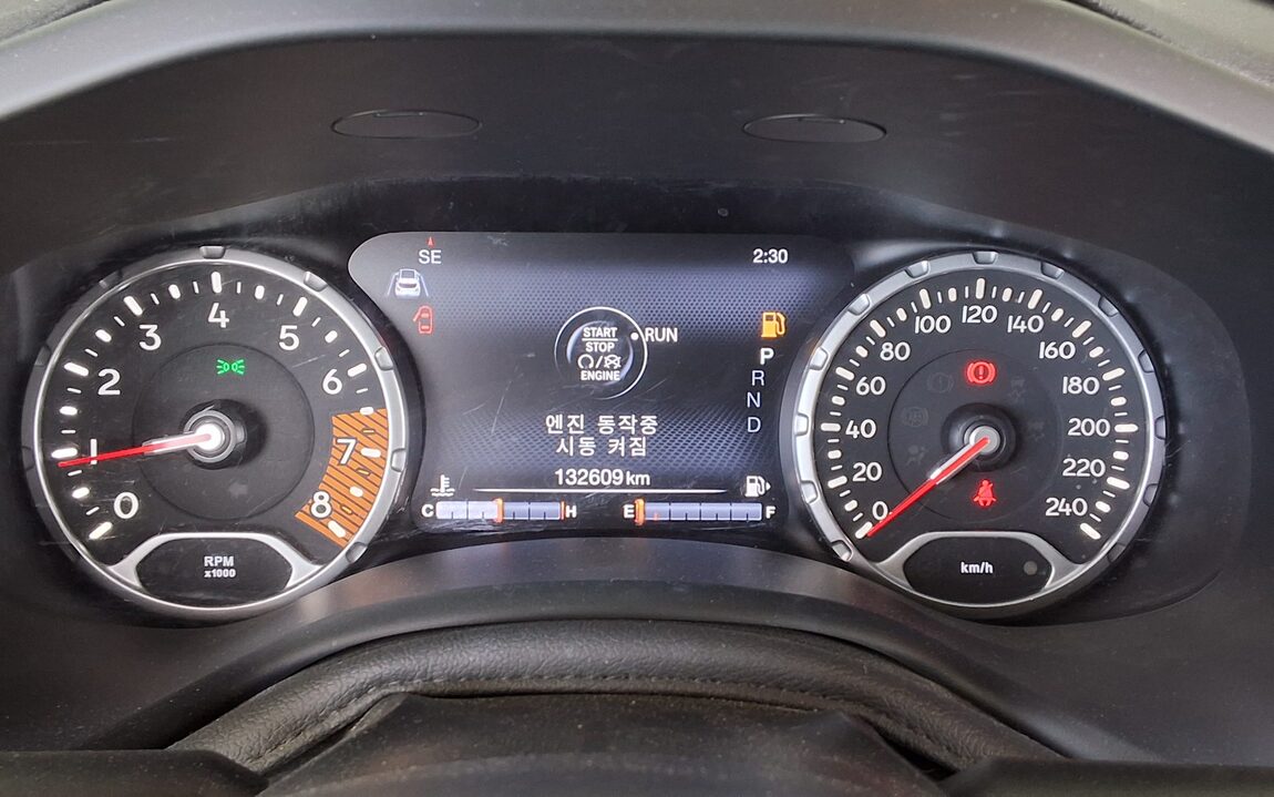 JEEP RENEGADE 2.4 GASOLINE AWD 80TH ANNIVERSARY 2021 - zdjęcie 9
