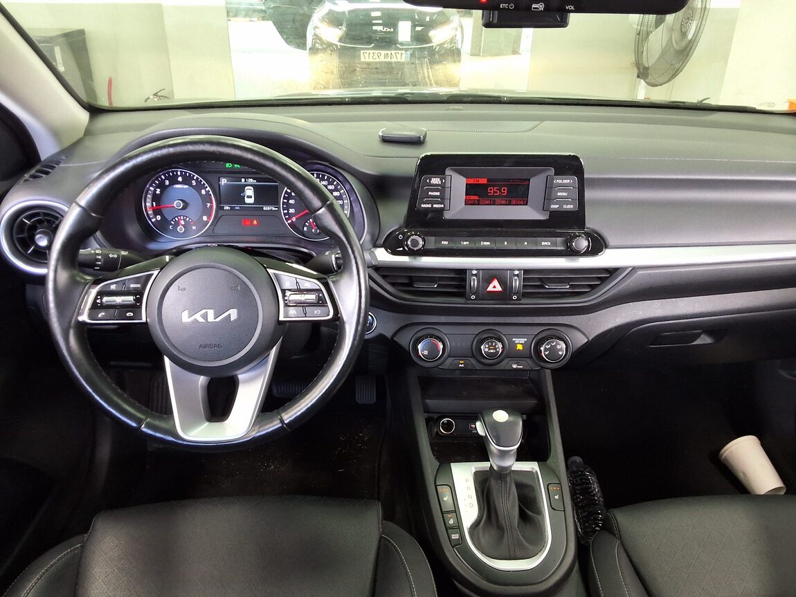 KIA THE NEW K3 1.6 GASOLINE TRENDY 2023 - zdjęcie 11