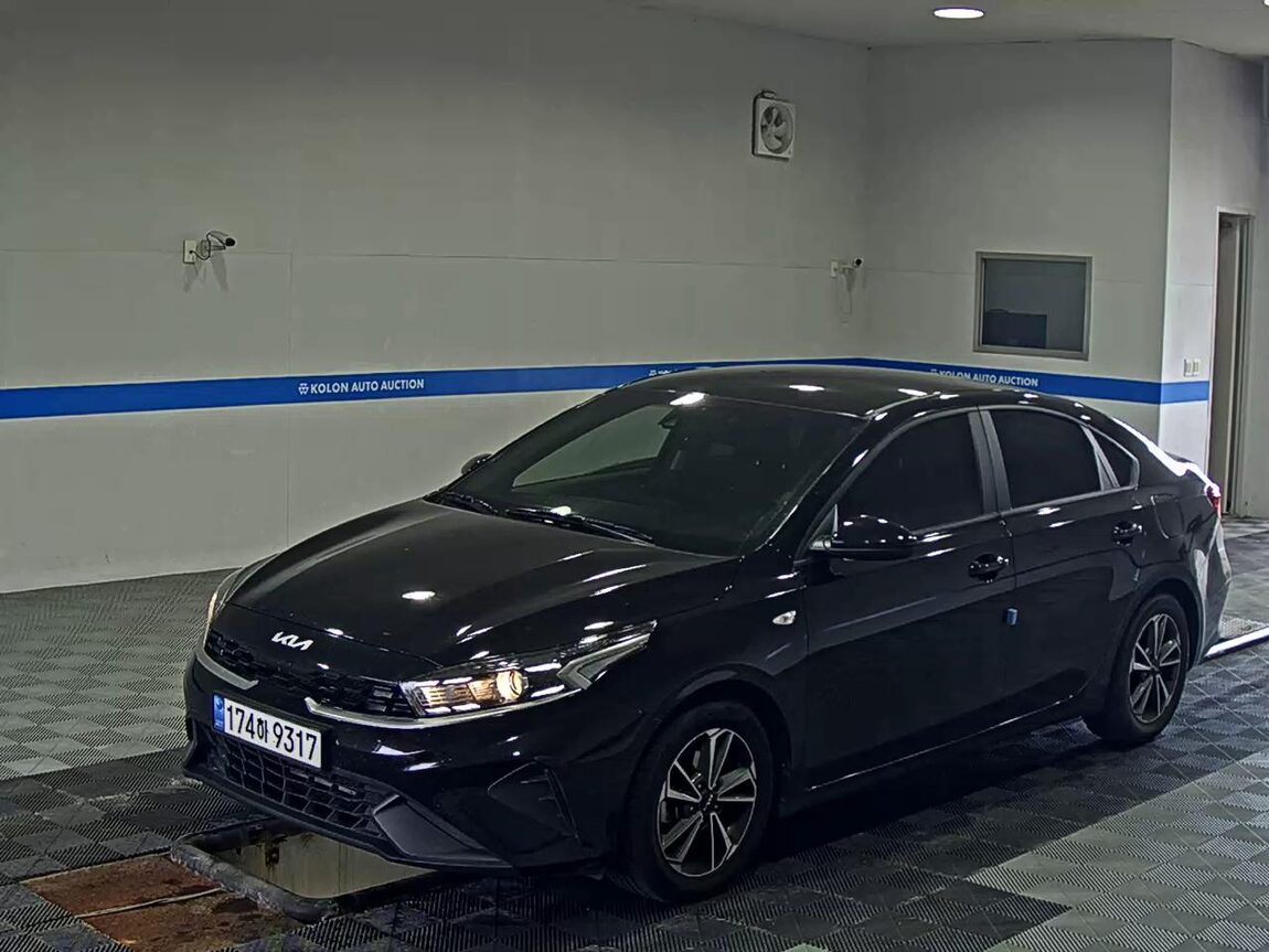KIA THE NEW K3 1.6 GASOLINE TRENDY 2023 - zdjęcie 2