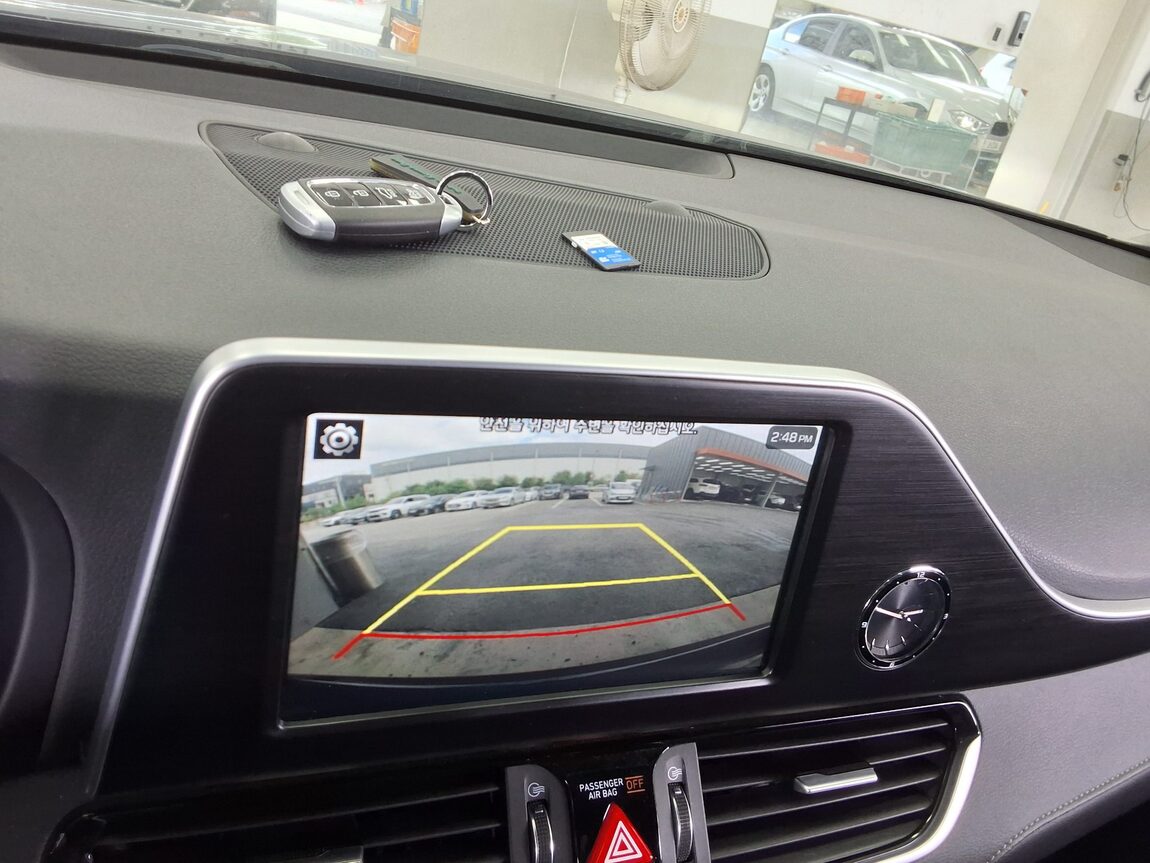 HYUNDAI GRANDEUR IG 2.2 DIESEL MODERN 2018 - zdjęcie 19