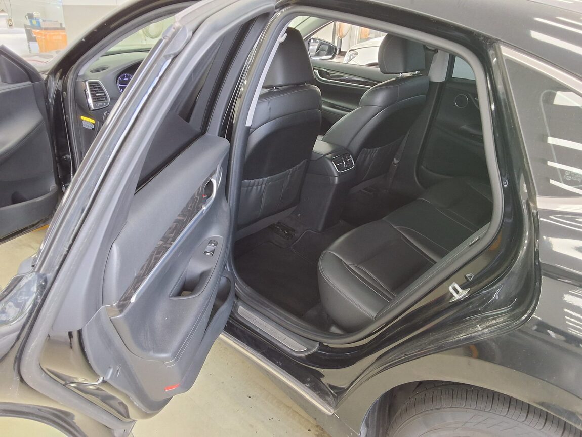 HYUNDAI GRANDEUR IG 2.2 DIESEL MODERN 2018 - zdjęcie 12