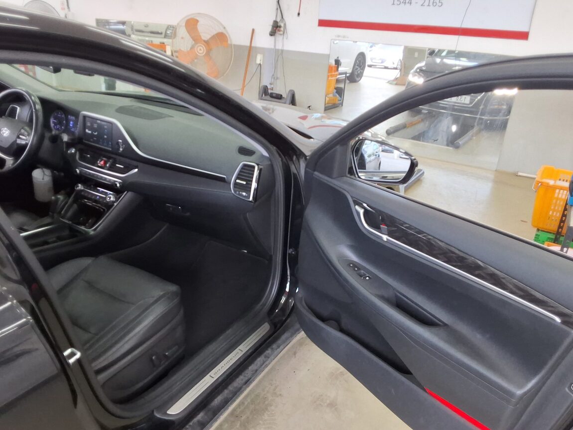 HYUNDAI GRANDEUR IG 2.2 DIESEL MODERN 2018 - zdjęcie 14