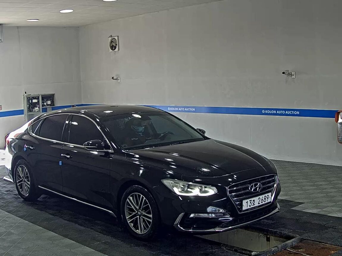 HYUNDAI GRANDEUR IG 2.2 DIESEL MODERN 2018 - zdjęcie 3