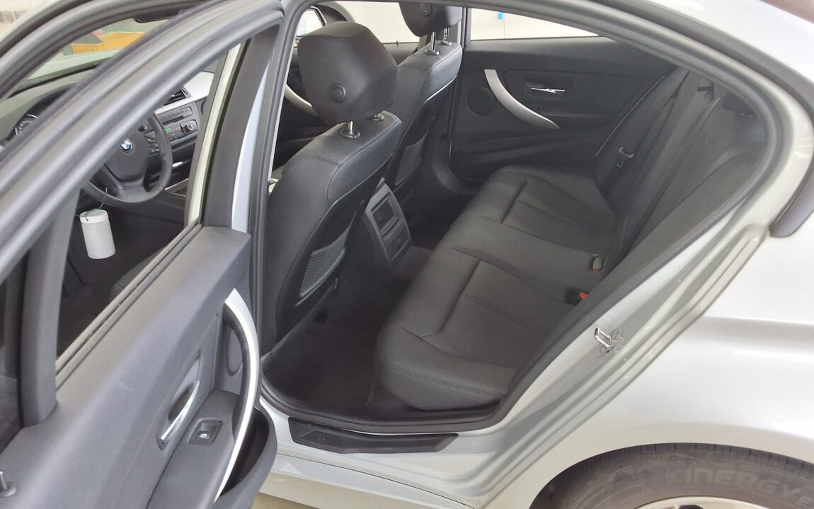 BMW 3 SERIES (6TH GEN) 320d ED EDITION 2012 - zdjęcie 12