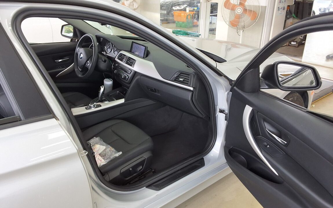 BMW 3 SERIES (6TH GEN) 320d ED EDITION 2012 - zdjęcie 14