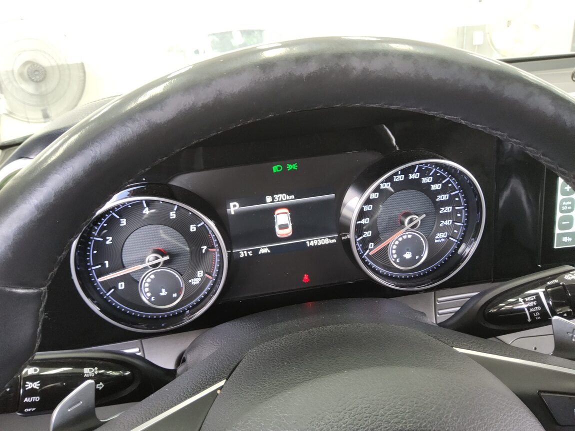 HYUNDAI THE NEW GRANDEUR IG GASOLINE 2.5 PREMIUM CHOICE 2021 - zdjęcie 9