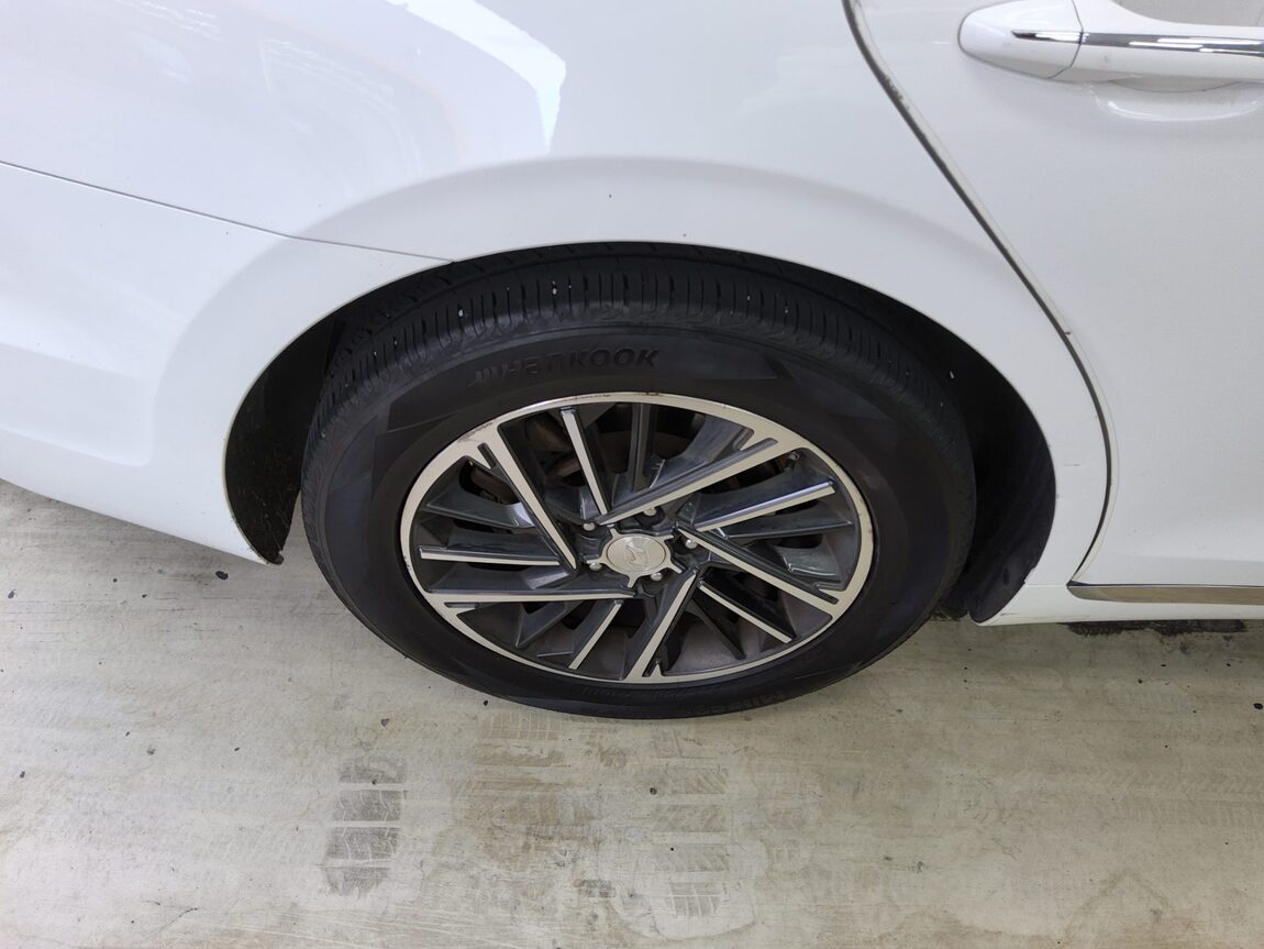 HYUNDAI THE NEW GRANDEUR IG LPi 3.0 BUSINESS DELUXE TYPE 2023 - zdjęcie 28