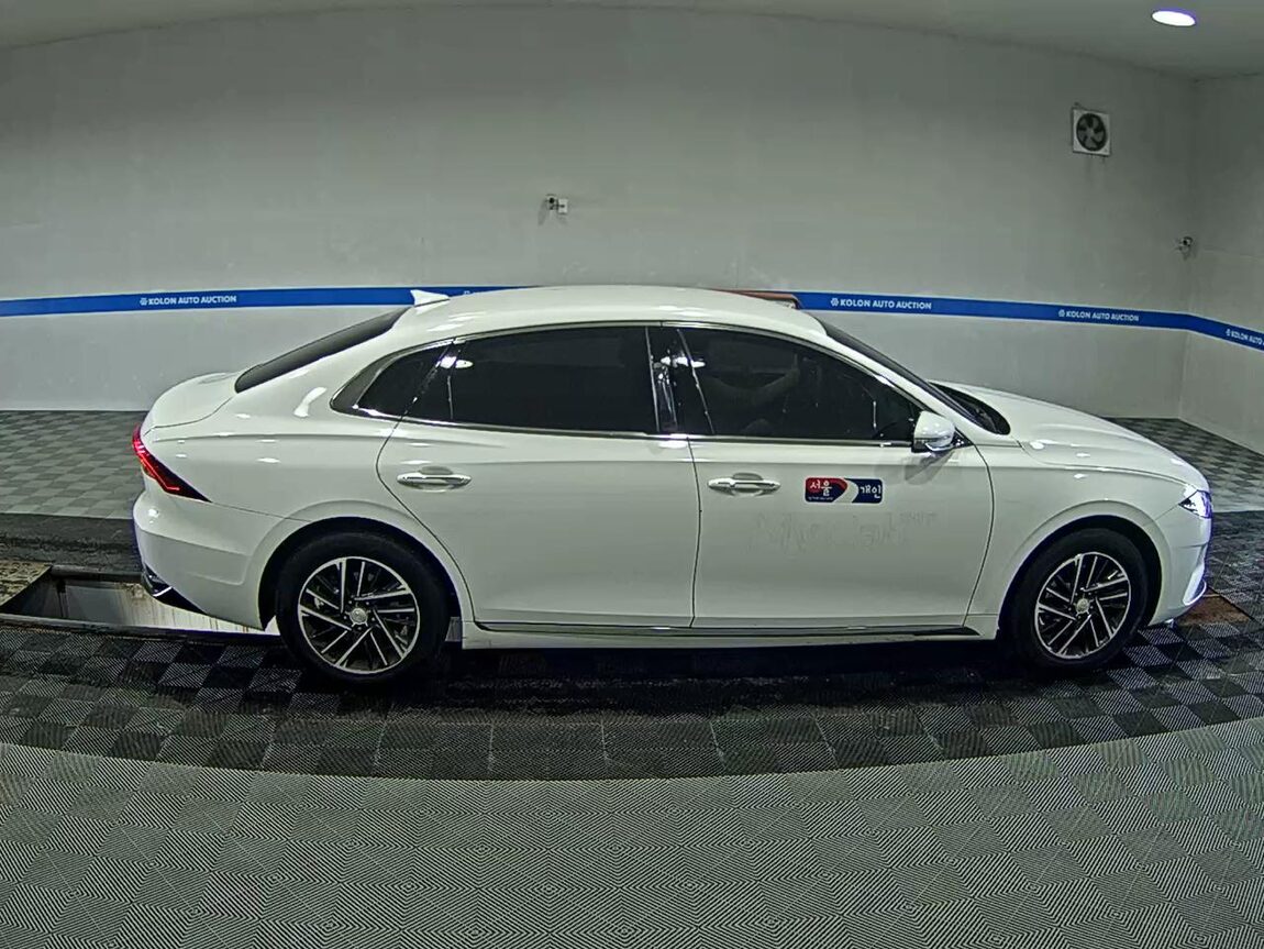 HYUNDAI THE NEW GRANDEUR IG LPi 3.0 BUSINESS DELUXE TYPE 2023 - zdjęcie 4