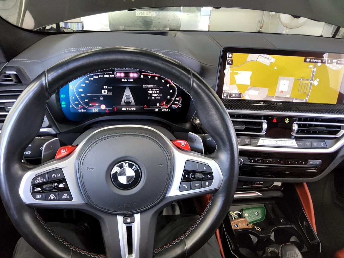 BMW X4M 3 COMPETITION 2022 - zdjęcie 17
