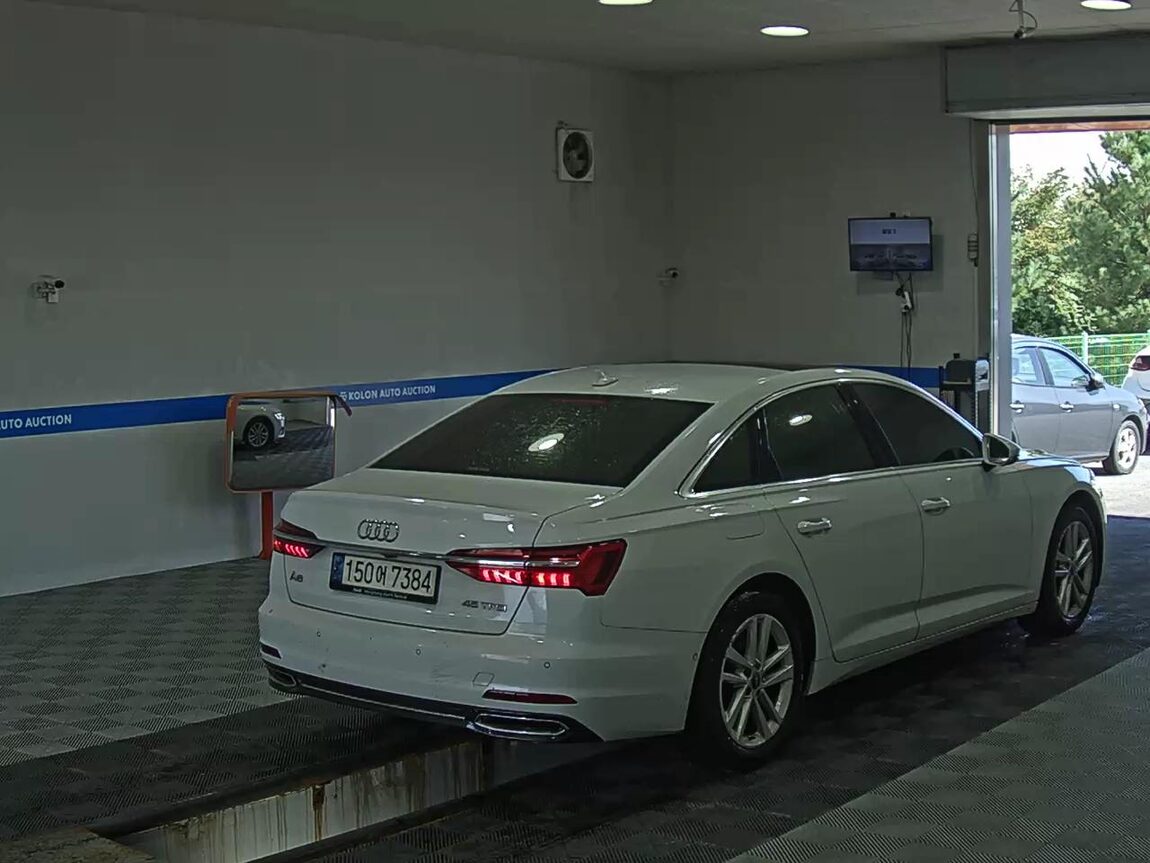 AUDI A6 (5TH GEN) 45 TFSI 2022 - zdjęcie 5