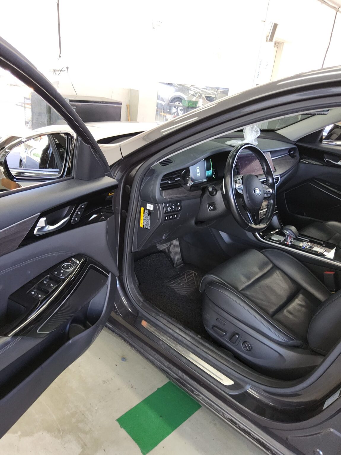 KIA K7 PREMIER HYBRID SIGNATURE 2020 - zdjęcie 10