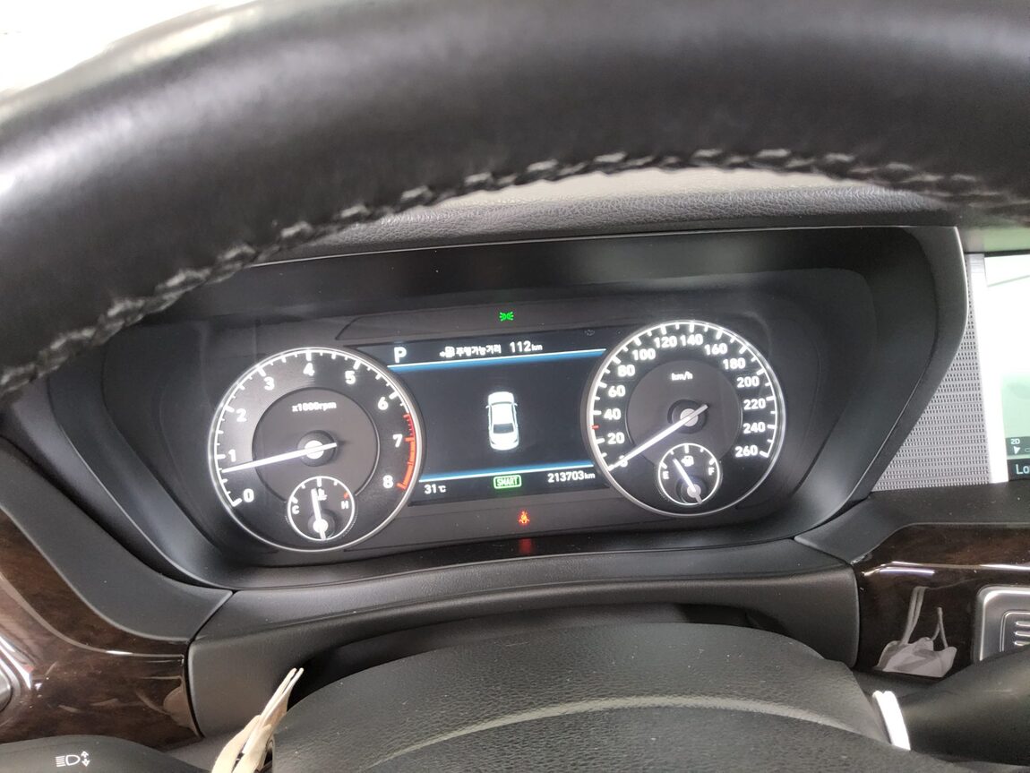 GENESIS EQ900 3.8 GDi AWD LUXURY 2018 - zdjęcie 9