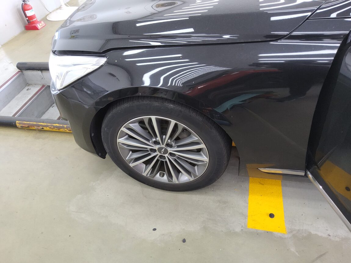 GENESIS EQ900 3.8 GDi AWD LUXURY 2018 - zdjęcie 20