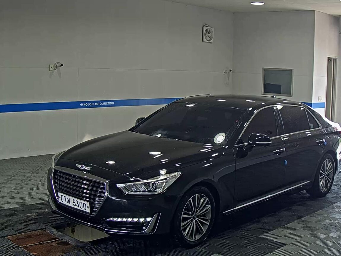 GENESIS EQ900 3.8 GDi AWD LUXURY 2018 - zdjęcie 2
