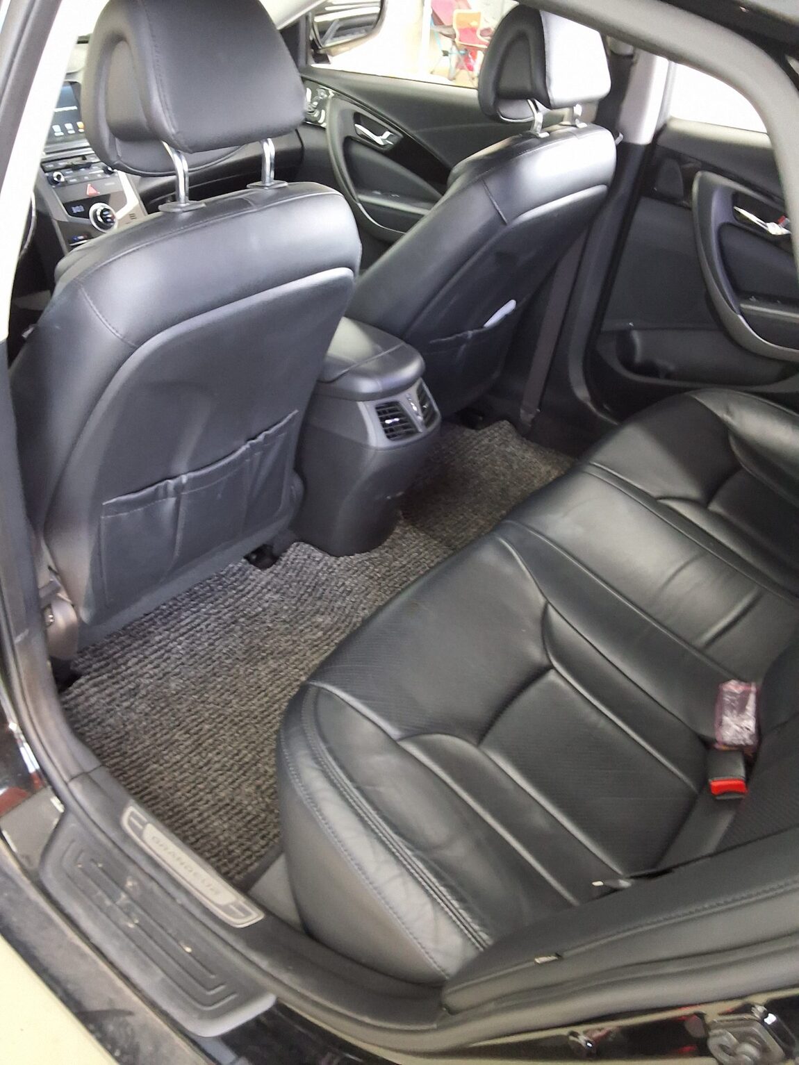 HYUNDAI GRANDEUR HG HG 240 MODERN 2015 - zdjęcie 12