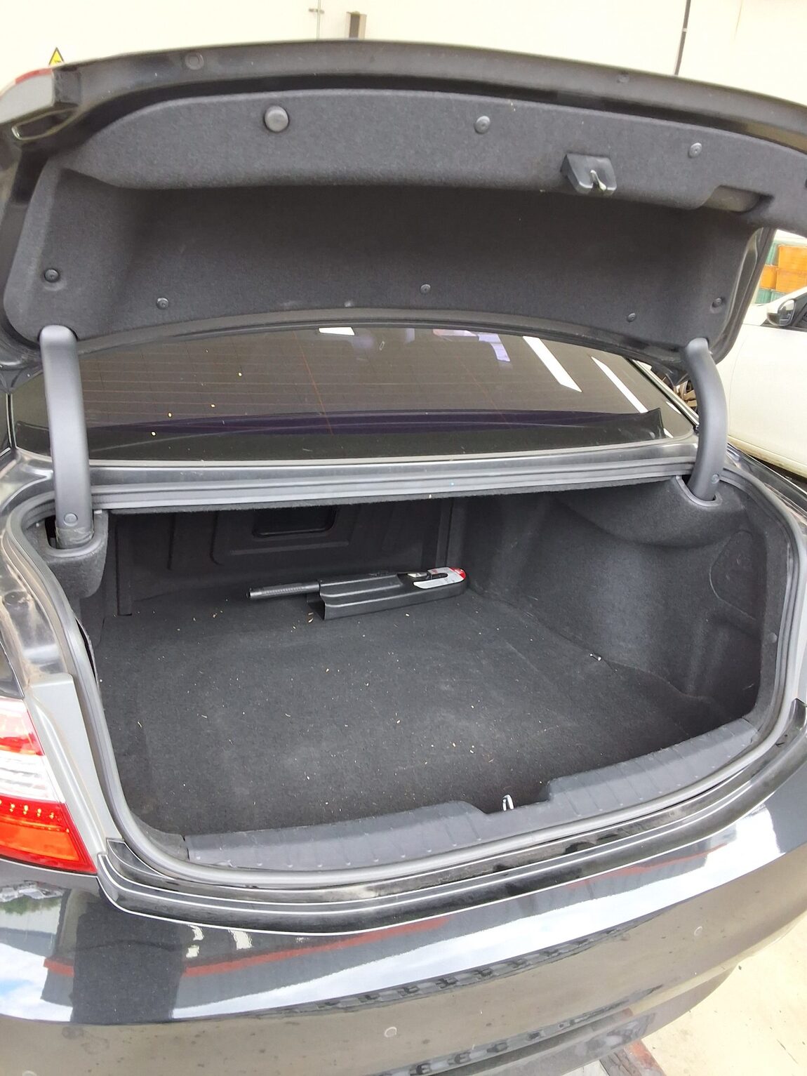 HYUNDAI GRANDEUR HG HG 240 MODERN 2015 - zdjęcie 15