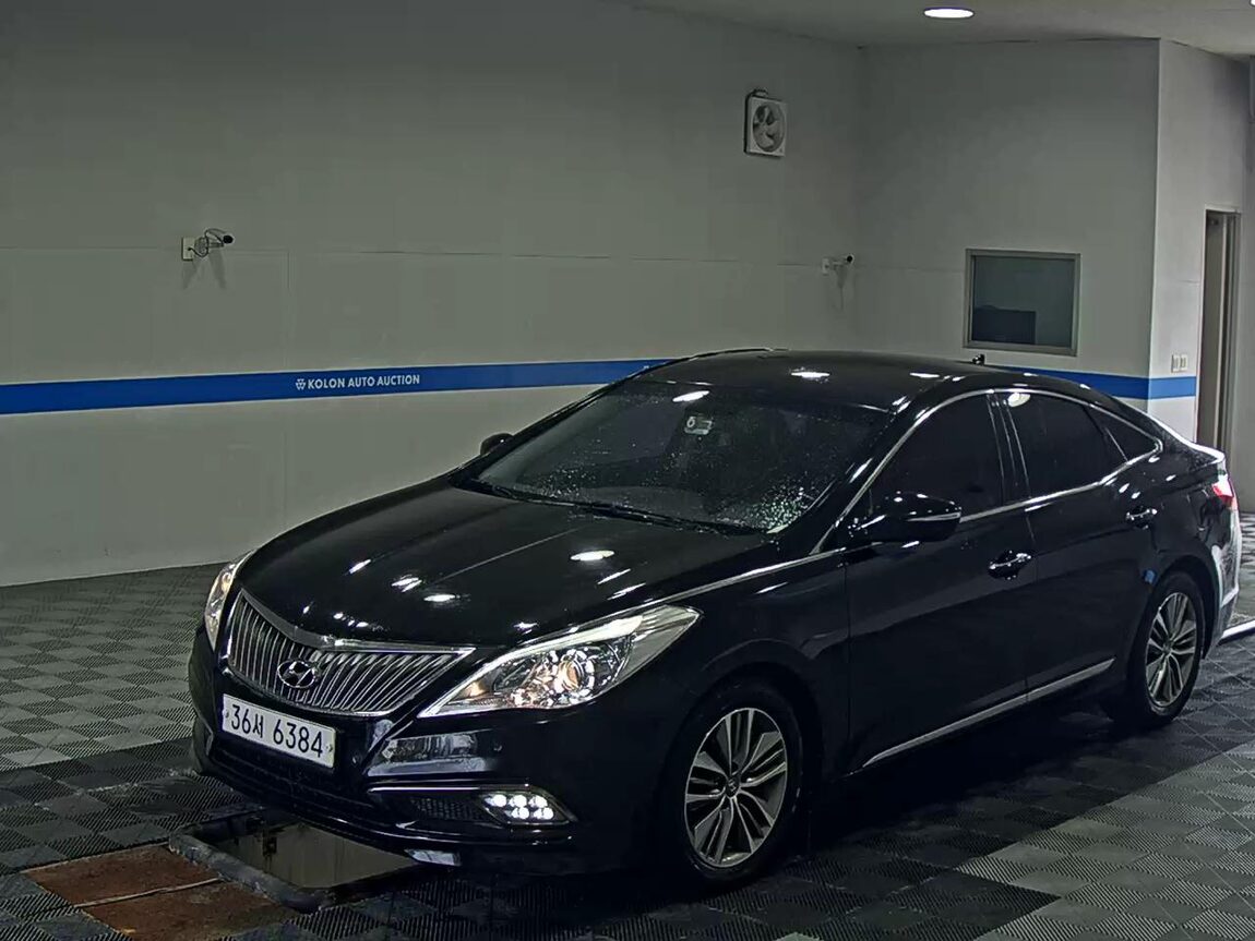 HYUNDAI GRANDEUR HG HG 240 MODERN 2015 - zdjęcie 2