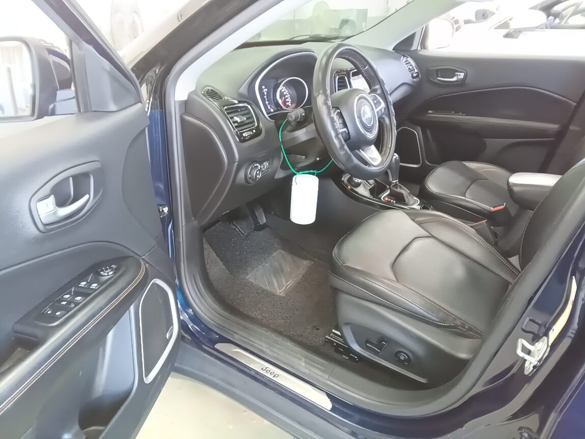 JEEP COMPASS (MP) 2.4 AWD LIMITED 2019 - zdjęcie 10