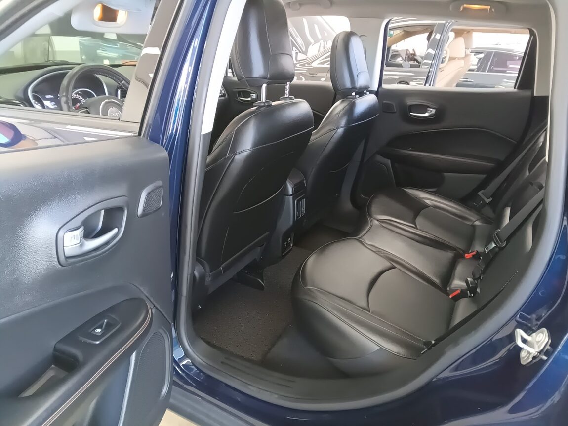 JEEP COMPASS (MP) 2.4 AWD LIMITED 2019 - zdjęcie 12