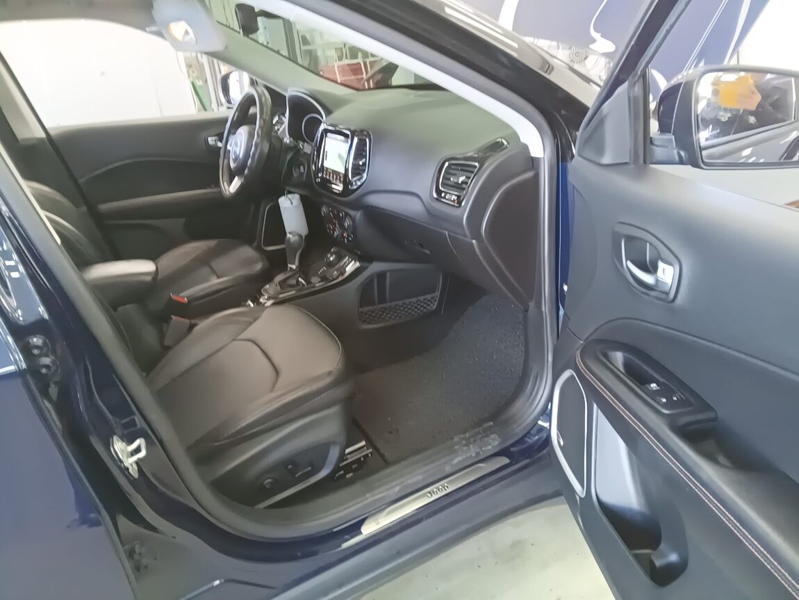 JEEP COMPASS (MP) 2.4 AWD LIMITED 2019 - zdjęcie 14
