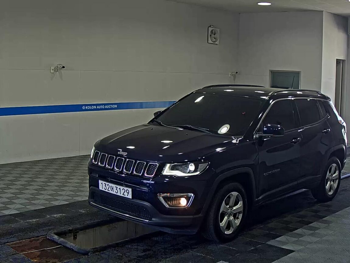 JEEP COMPASS (MP) 2.4 AWD LIMITED 2019 - zdjęcie 2