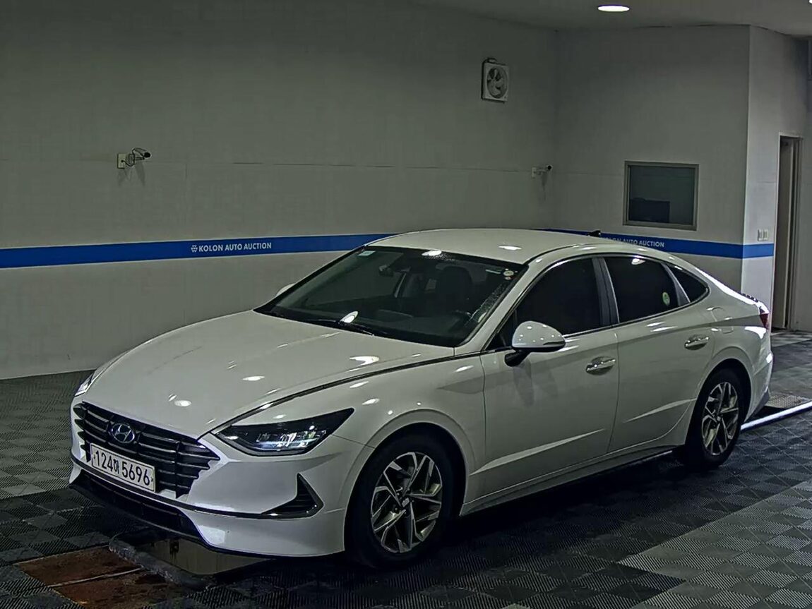 HYUNDAI SONATA (DN8) G2.0 PREMIUM 2021 - zdjęcie 2