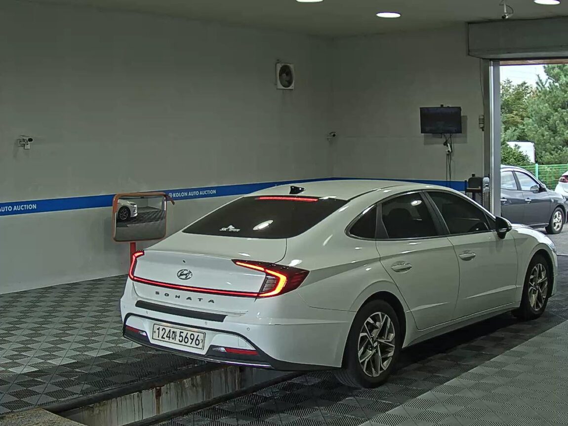 HYUNDAI SONATA (DN8) G2.0 PREMIUM 2021 - zdjęcie 5