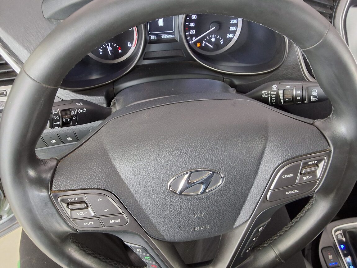 HYUNDAI SANTA FE THE PRIME DIESEL R2.0 2WD VALUE PLUS 2018 - zdjęcie 17
