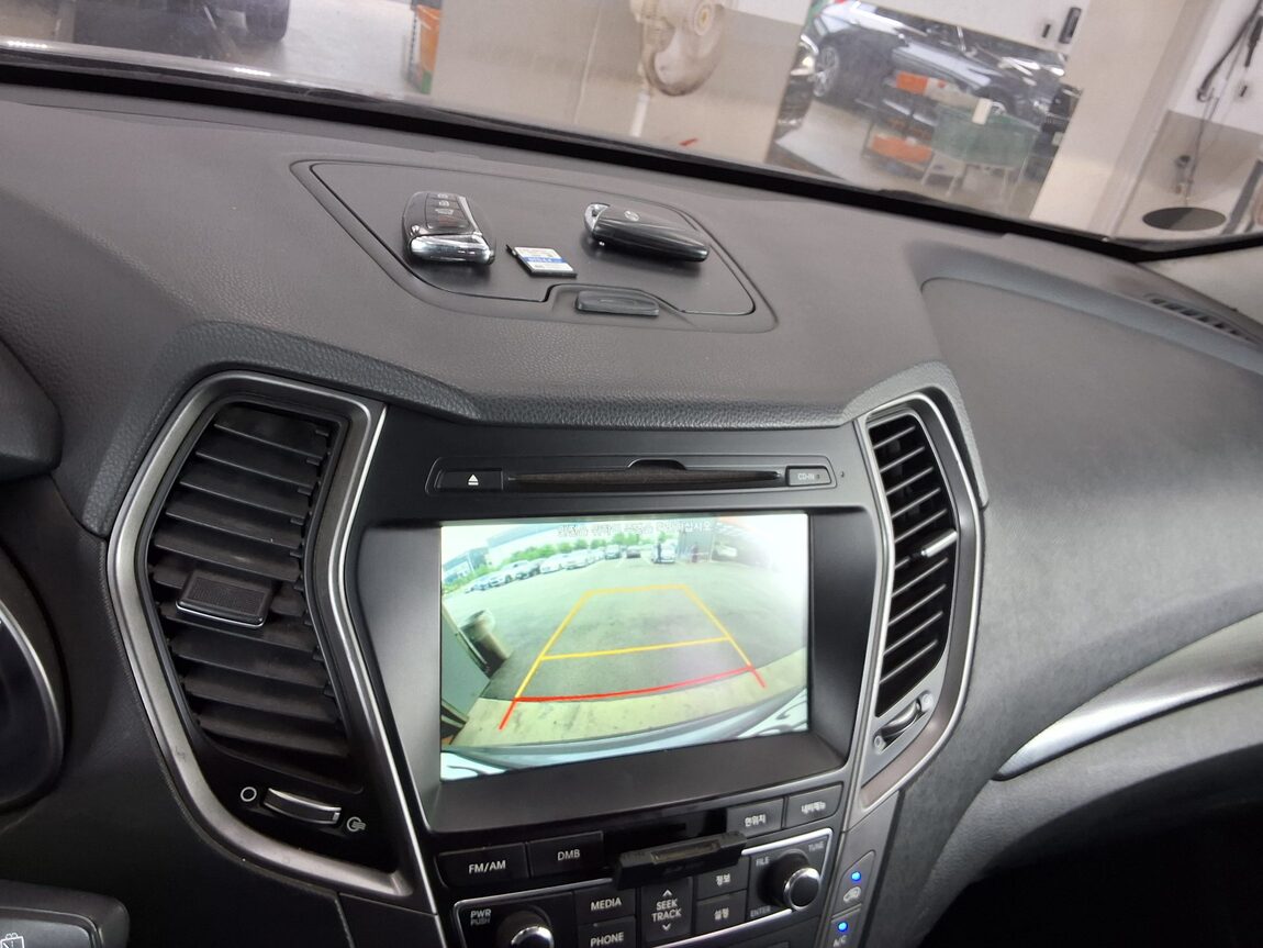 HYUNDAI SANTA FE THE PRIME DIESEL R2.0 2WD VALUE PLUS 2018 - zdjęcie 19