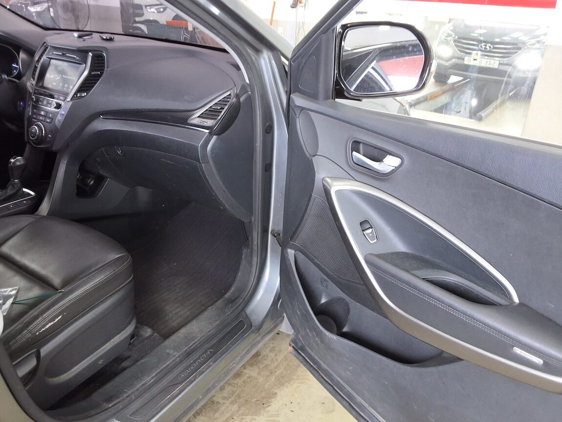 HYUNDAI SANTA FE THE PRIME DIESEL R2.0 2WD VALUE PLUS 2018 - zdjęcie 14