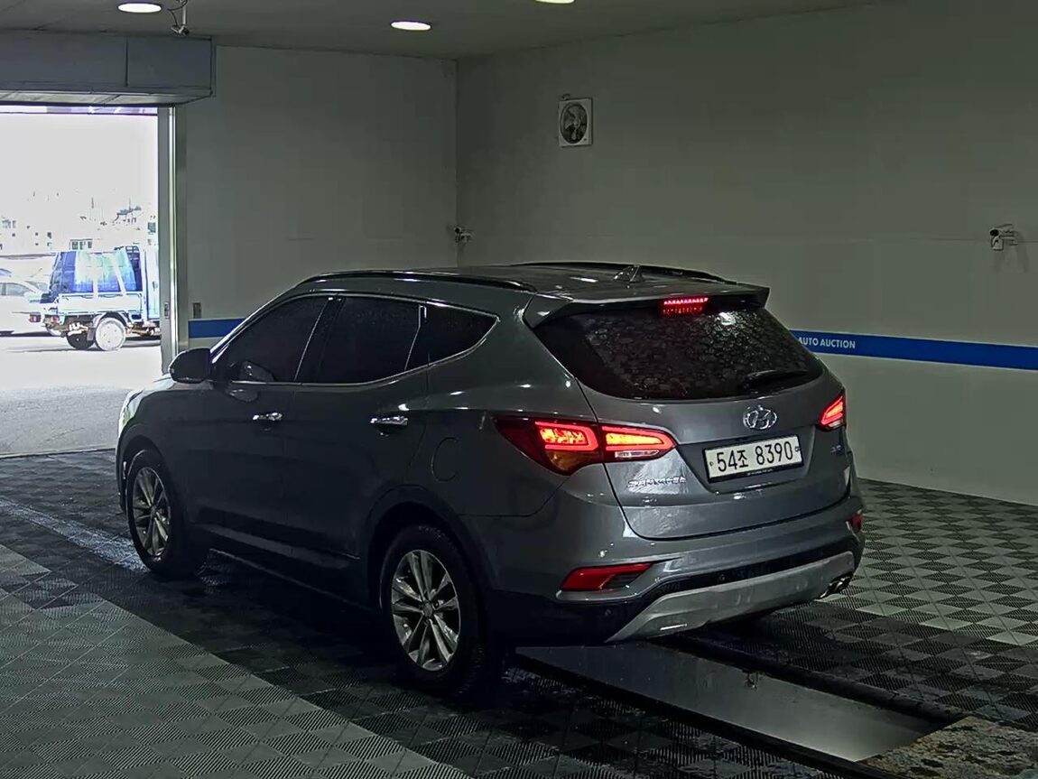 HYUNDAI SANTA FE THE PRIME DIESEL R2.0 2WD VALUE PLUS 2018 - zdjęcie 6