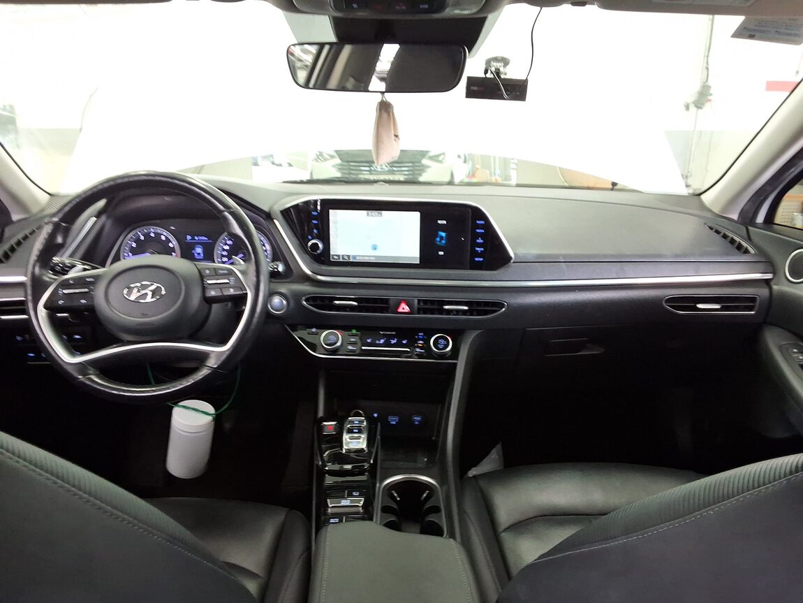 HYUNDAI SONATA (DN8) G2.0 PREMIUM 2021 - zdjęcie 12