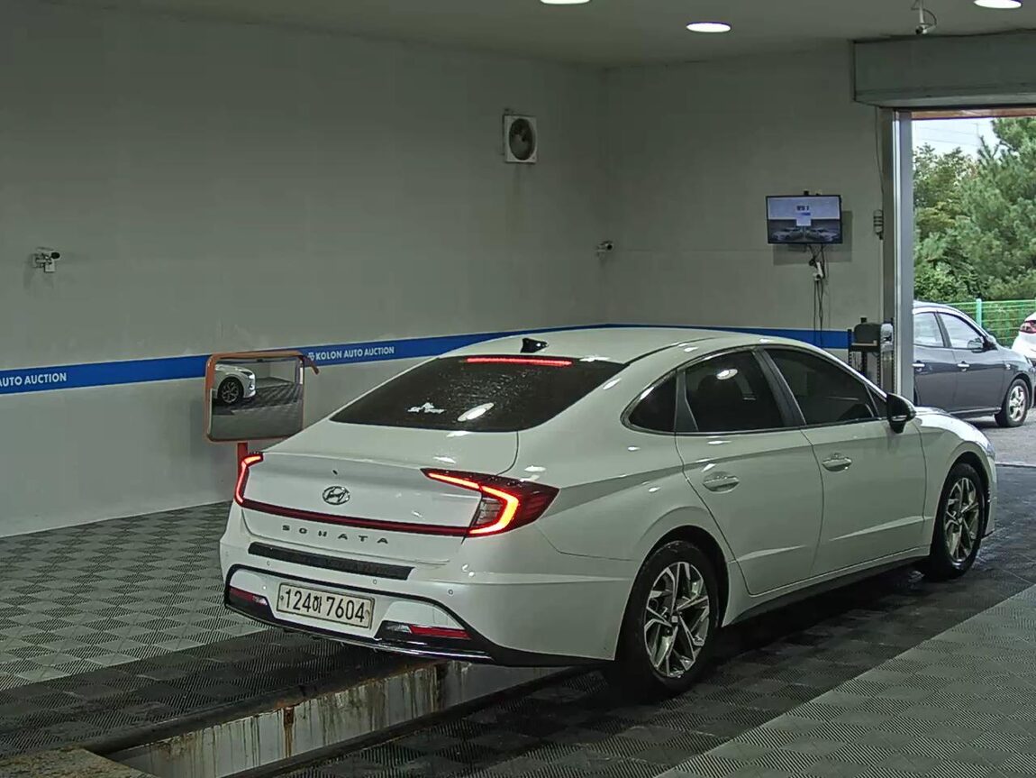 HYUNDAI SONATA (DN8) G2.0 PREMIUM 2021 - zdjęcie 5