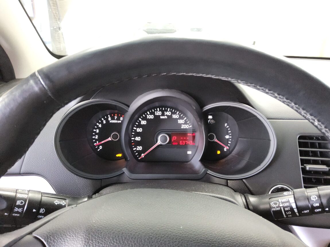 KIA ALL NEW MORNING GASOLINE LUXURY 2013 - zdjęcie 9