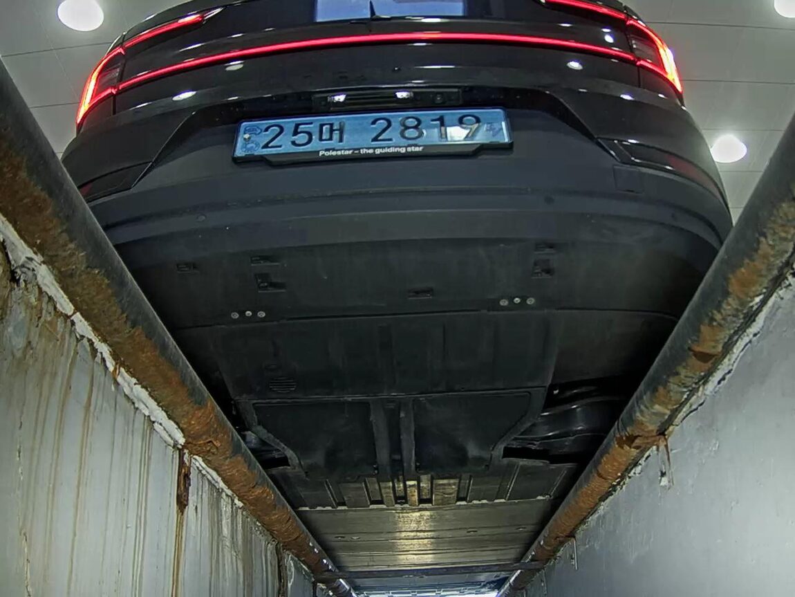 POLESTAR POLESTAR 2 LONG RANGE SINGLE MOTOR 2023 - zdjęcie 8