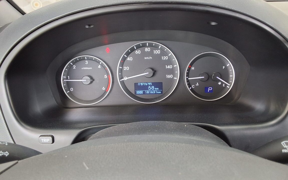 HYUNDAI GRAND STAREX 12-SEATER DIESEL MODERN SPECIAL 2018 - zdjęcie 9