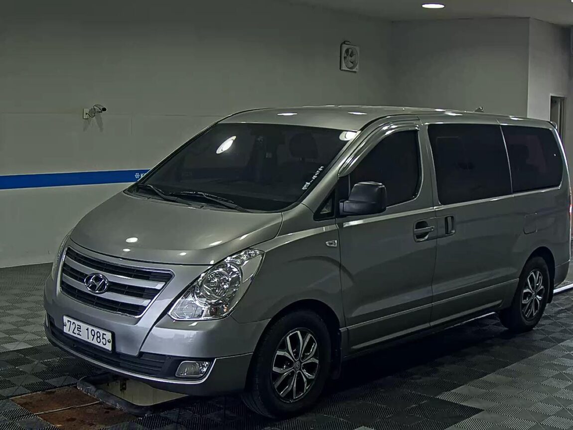 HYUNDAI GRAND STAREX 12-SEATER DIESEL MODERN SPECIAL 2018 - zdjęcie 2