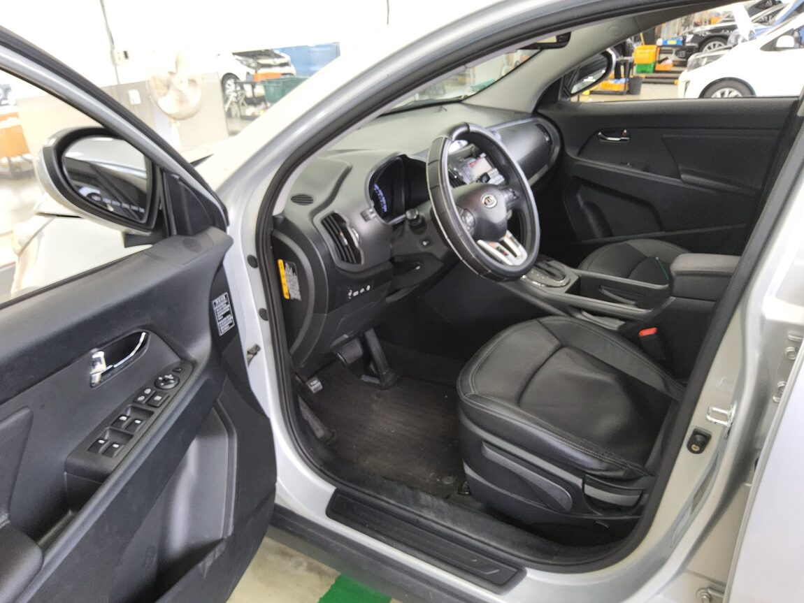 KIA SPORTAGE R DIESEL R2.0 2WD TLX LUXURY MODEL 2012 - zdjęcie 10