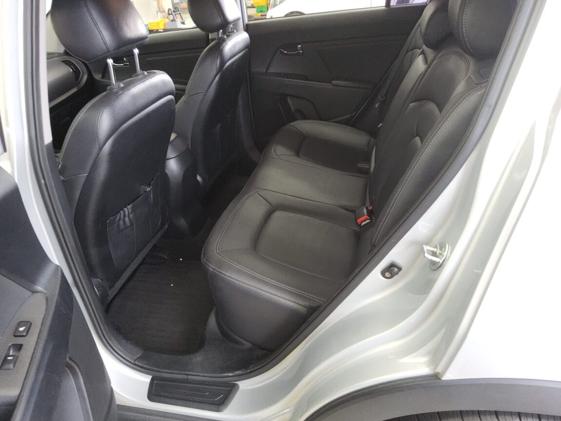 KIA SPORTAGE R DIESEL R2.0 2WD TLX LUXURY MODEL 2012 - zdjęcie 12