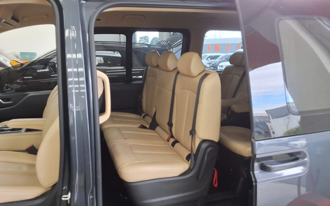 HYUNDAI STARIA 3.5 LPG TOURER 11-SEATER MODERN 2023 - zdjęcie 12