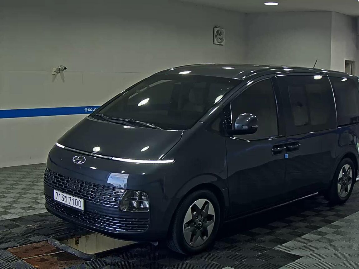 HYUNDAI STARIA 3.5 LPG TOURER 11-SEATER MODERN 2023 - zdjęcie 2