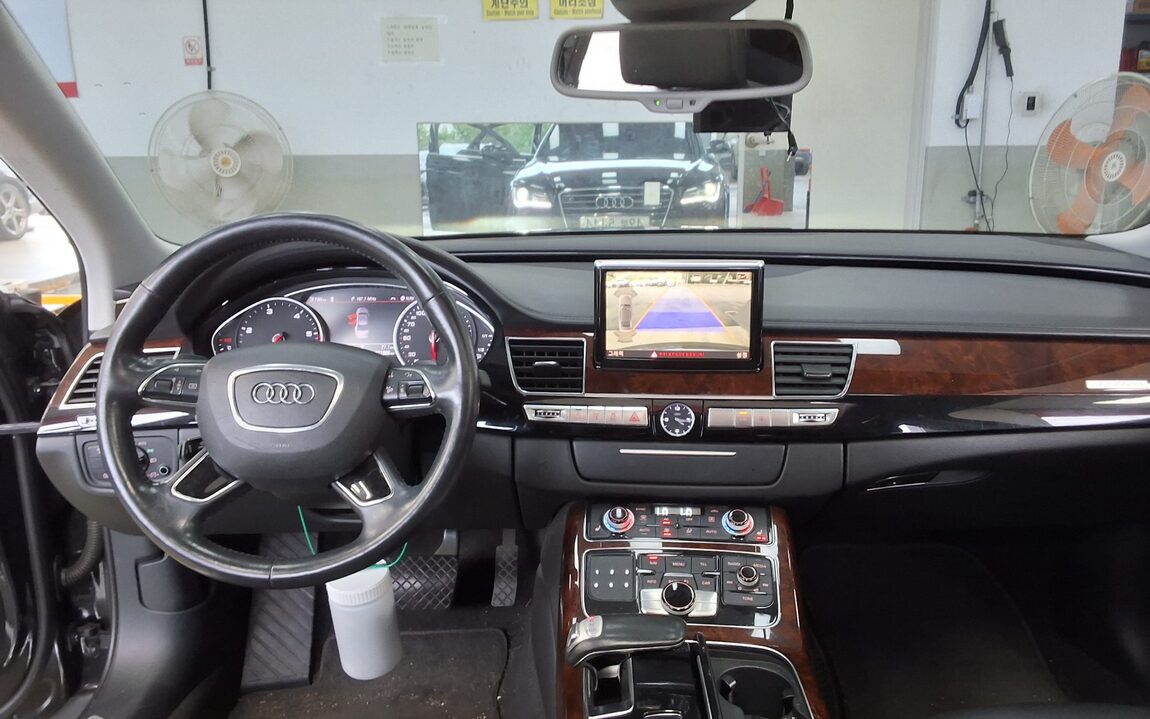 AUDI A8 (3RD GEN) 3.0 TDI QUATTRO 2012 - zdjęcie 11