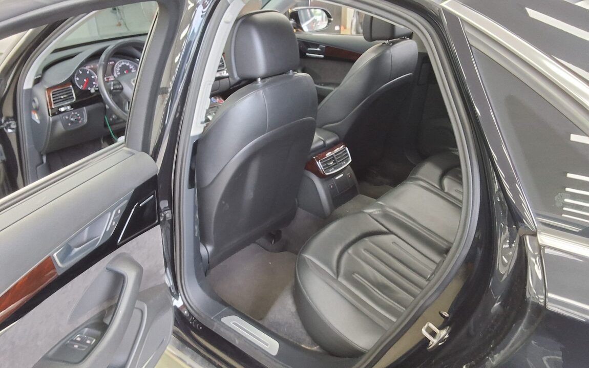 AUDI A8 (3RD GEN) 3.0 TDI QUATTRO 2012 - zdjęcie 12