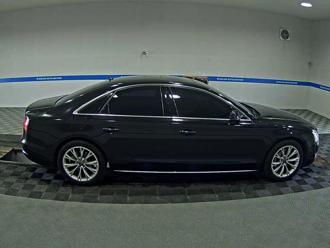AUDI A8 (3RD GEN) 3.0 TDI QUATTRO 2012 - zdjęcie 4