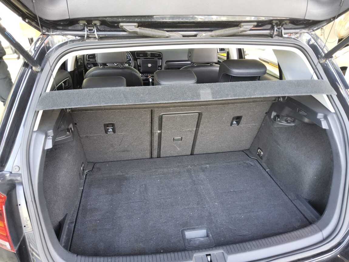 VOLKSWAGEN GOLF (7TH GEN) 2.0 TDI PREMIUM 2015 - zdjęcie 15