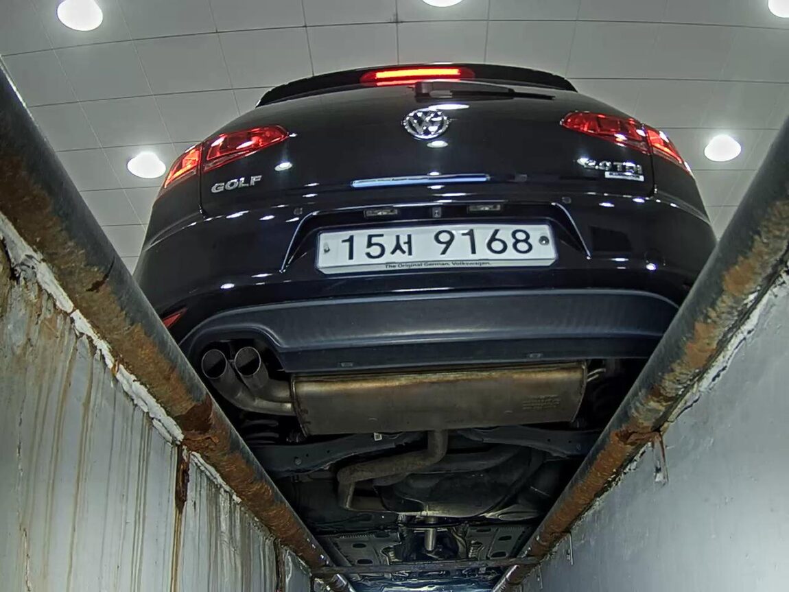 VOLKSWAGEN GOLF (7TH GEN) 2.0 TDI PREMIUM 2015 - zdjęcie 8
