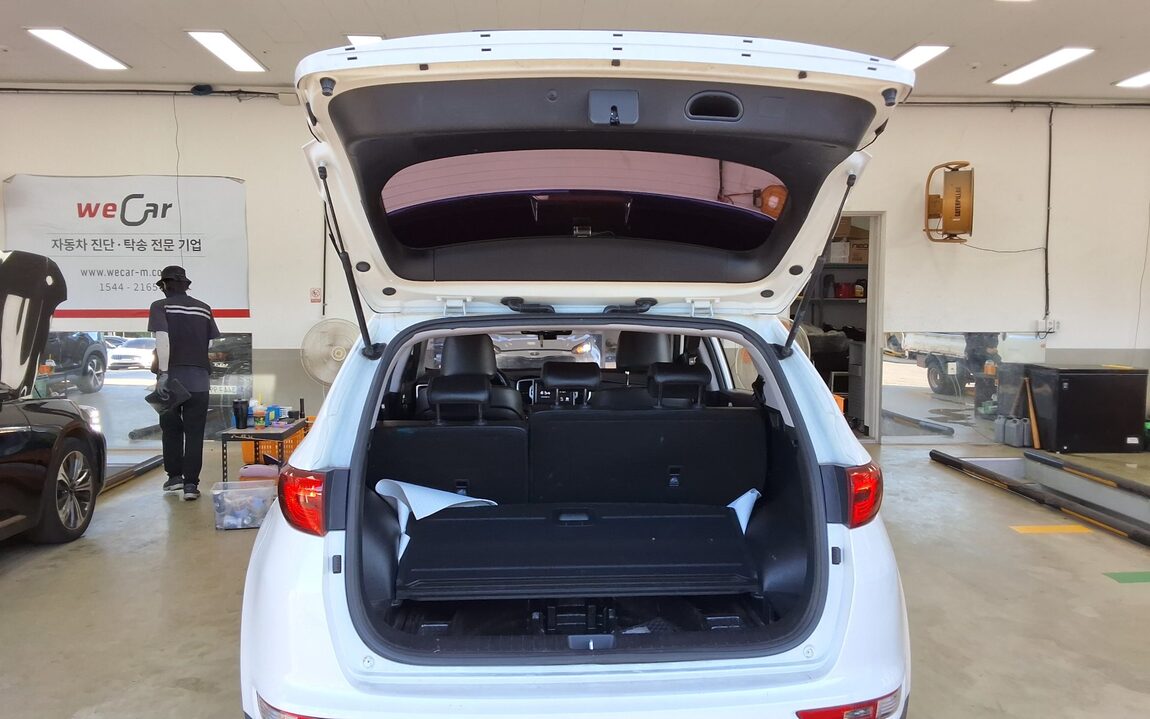 KIA NEW SPORTAGE R2.0 2WD PRESTIGE 2018 - zdjęcie 15