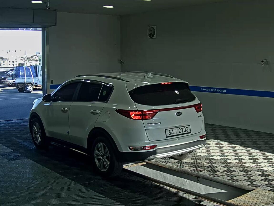 KIA NEW SPORTAGE R2.0 2WD PRESTIGE 2018 - zdjęcie 6